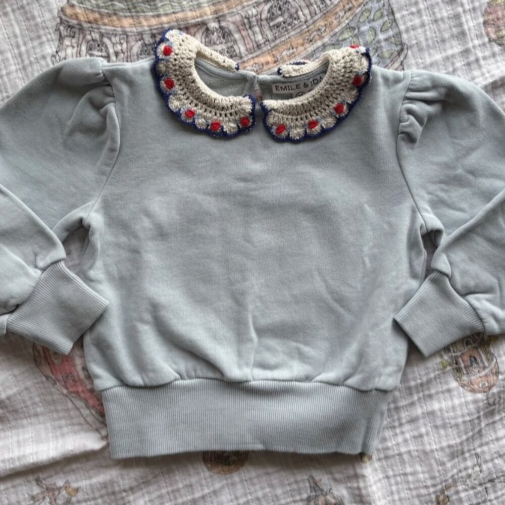 Emile et Ida crochet neck sweatshirt size 4